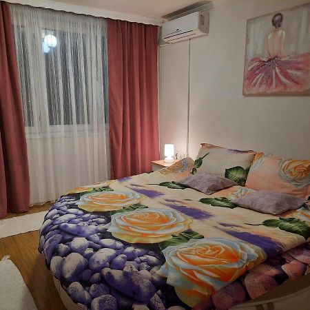 Apartman Rada 2 Бієліна Екстер'єр фото